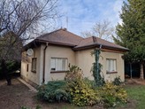 Prodej staršího domu na parcele  761 m2, U školky, Šeberov, Praha 4